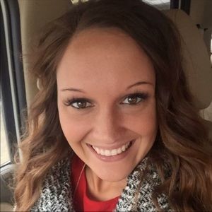 Meet your Posher, Brittney